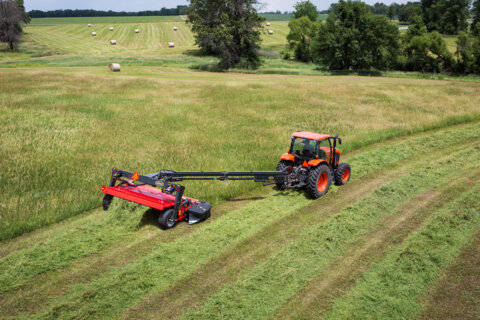 Vicon EXTRA 932CT - 932CR - 936CT - 940CT - Trailed Mower Conditioners With Centered Pivot Drawbar